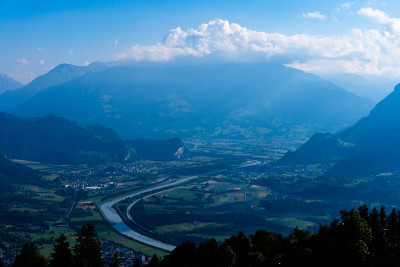 从列支敦士登俯瞰阿尔卑斯山的全景