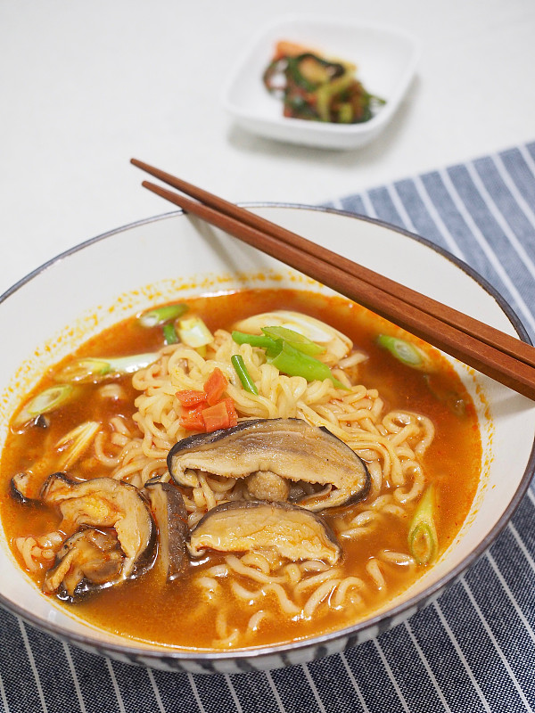 亚洲食物拉面
