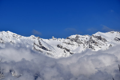 巍峨的阿尔卑斯山峰