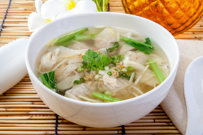 汤圆配汤圆，馄饨汤