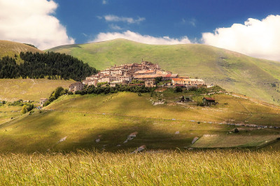诺西亚的卡斯特卢西奥(Perugia, Umbria, Italy)——意大利的风景
