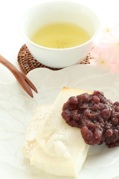 绿茶和红月麻糬