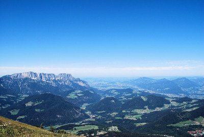 从Kehlsteinhaus或Eagle's Nest(德国)俯瞰巴伐利亚阿尔卑斯山
