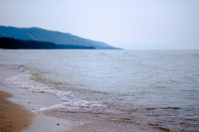 湖上的海滩