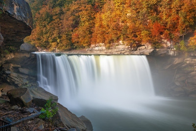 Cumberland Falls State Resort Park, Kentucky, USA