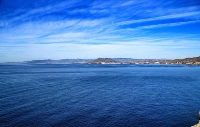 卡塔赫纳海岸的拉阿佐希亚海滩