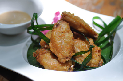 炸鸡或油炸鸡肉