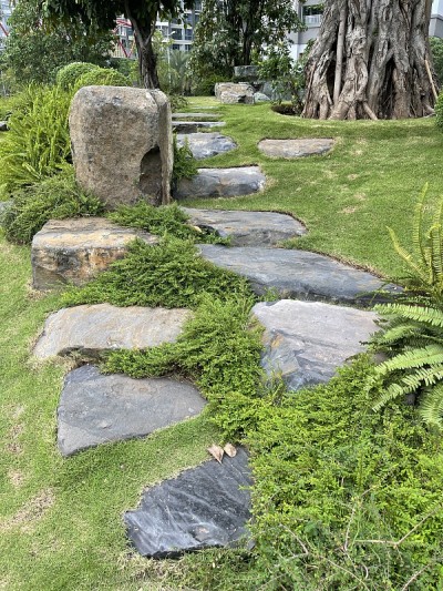 石板路