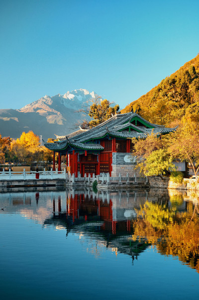 黑龙池