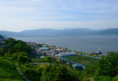 Suwa湖和景观在Suwa，长野，日本