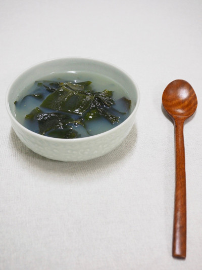 韩国菜紫菜汤