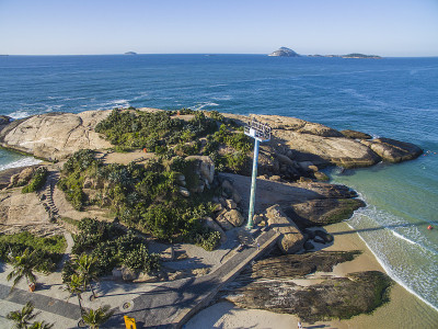 Arpoador海滩在伊帕内玛区，里约热内卢de Janeiro，巴西。