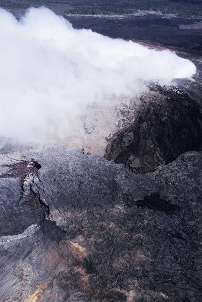 普乌奥火山口，夏威夷大岛
