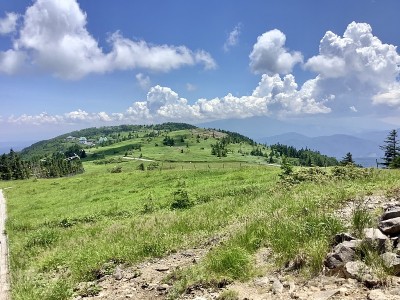 从宇志山山顶俯瞰的宇志原高原风光