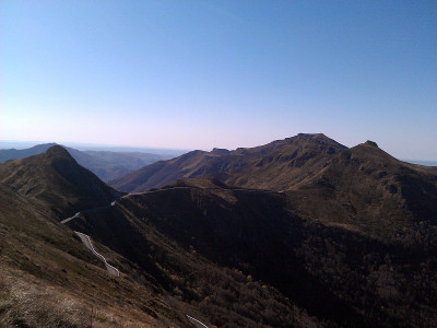 山全景