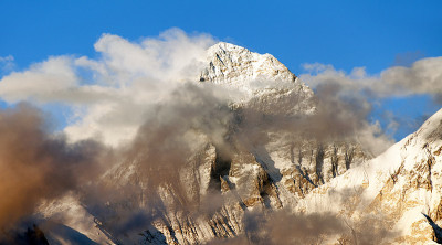 珠穆朗玛峰和洛子山傍晚全景