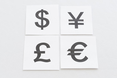 英镑，欧元，美元，日元