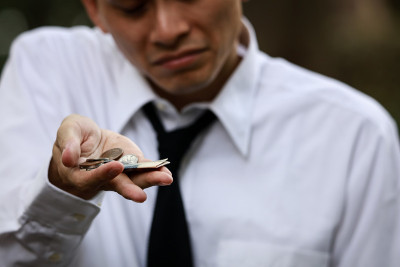Office worker running out of money