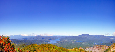 福岛县万台山和周围湖泊的风景
