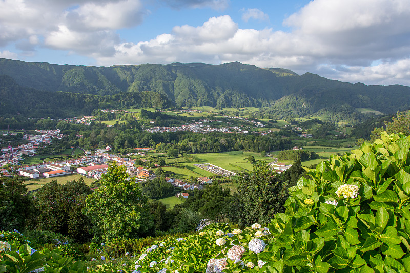 漫步亚速尔群岛。发现圣米格尔岛，亚速尔群岛。Furnas