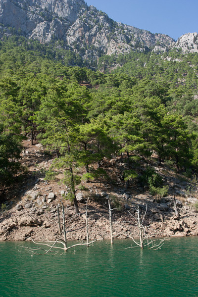 绿湖峡谷