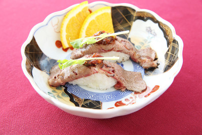 神户牛肉寿司