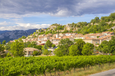 位于法国东南部Provence-Alpes-Côte d'Azur地区的Verdon峡谷(Verdo