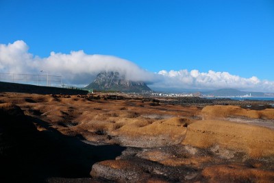 山房山，海岸，云;