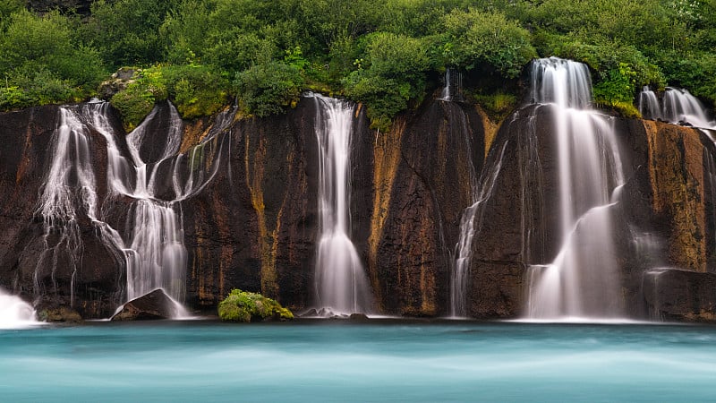 冰岛barnafoss和hraunfossar瀑布