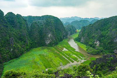 宁平的董安潭景观