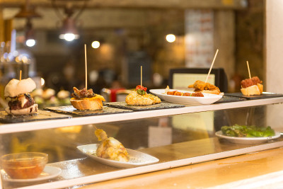 西班牙小吃pintxos Logroño，拉里奥哈，西班牙