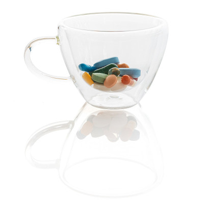 药丸咖啡杯