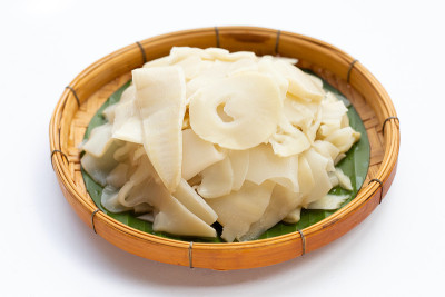 白底竹笋片