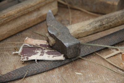 木匠用来建造家具的古代工具