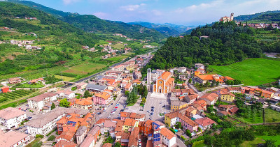 San Giovanni Ilarione市中心鸟瞰图。