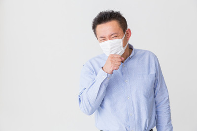 戴着面具的男人