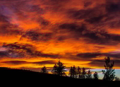 夕阳山