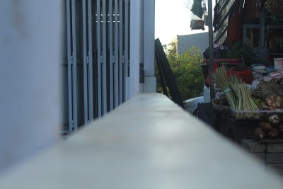 小市场与传统市场的视角