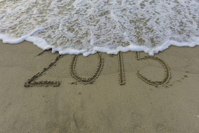 海浪擦着2015年的沙画