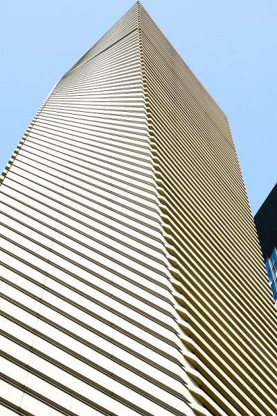 现代建筑。东京浅草的现代建筑。