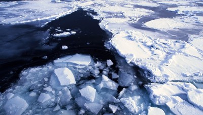 鄂霍次克海知床的壮丽景色