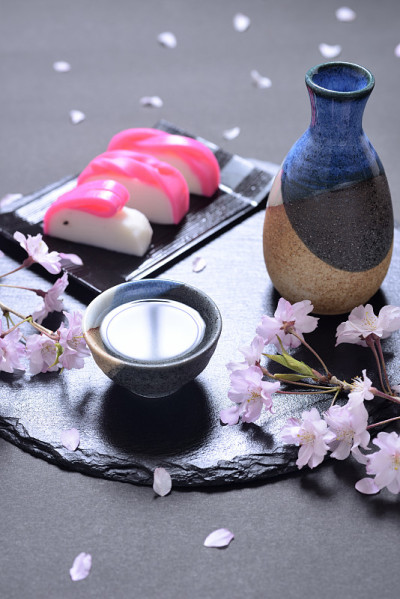 樱花和清酒