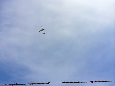 飞机在天空