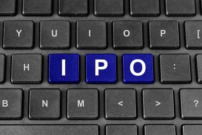 IPO或首次公开募股键盘上的字