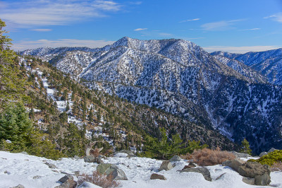 秃头山冬季景色