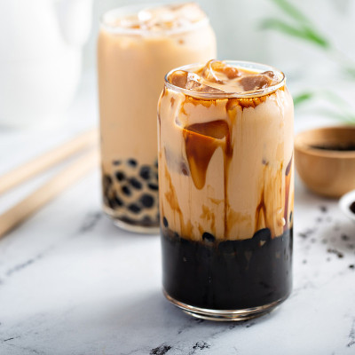 波巴奶茶，高脚杯加冰