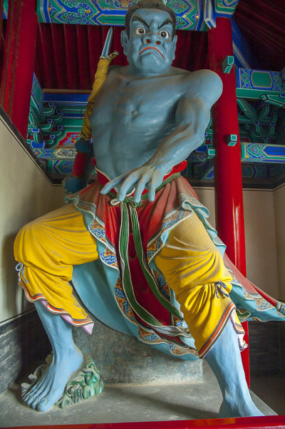 中国武士雕像