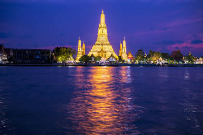 Wat Arun，泰国曼谷的夜生活。