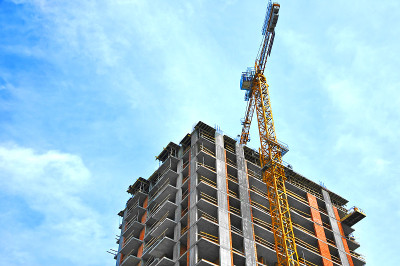 起重机及高层建筑工地