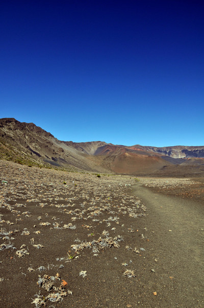 夏威夷毛伊岛的哈雷阿卡拉火山口徒步旅行路线